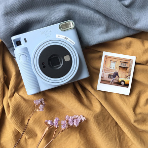 Фотоаппарат Fujifilm Instax Square SQ1 Синий
